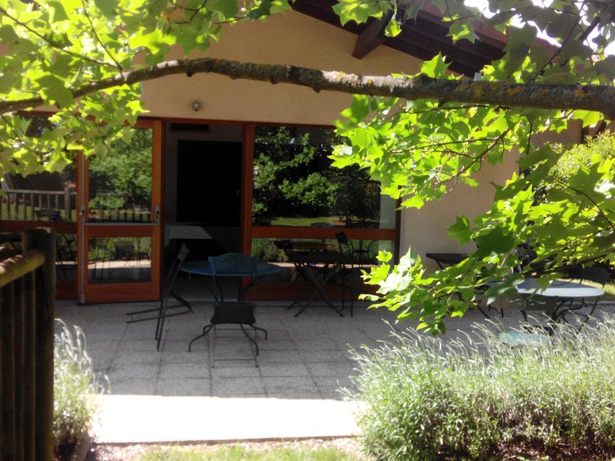 Hotel Etesia Feurs Exterior photo